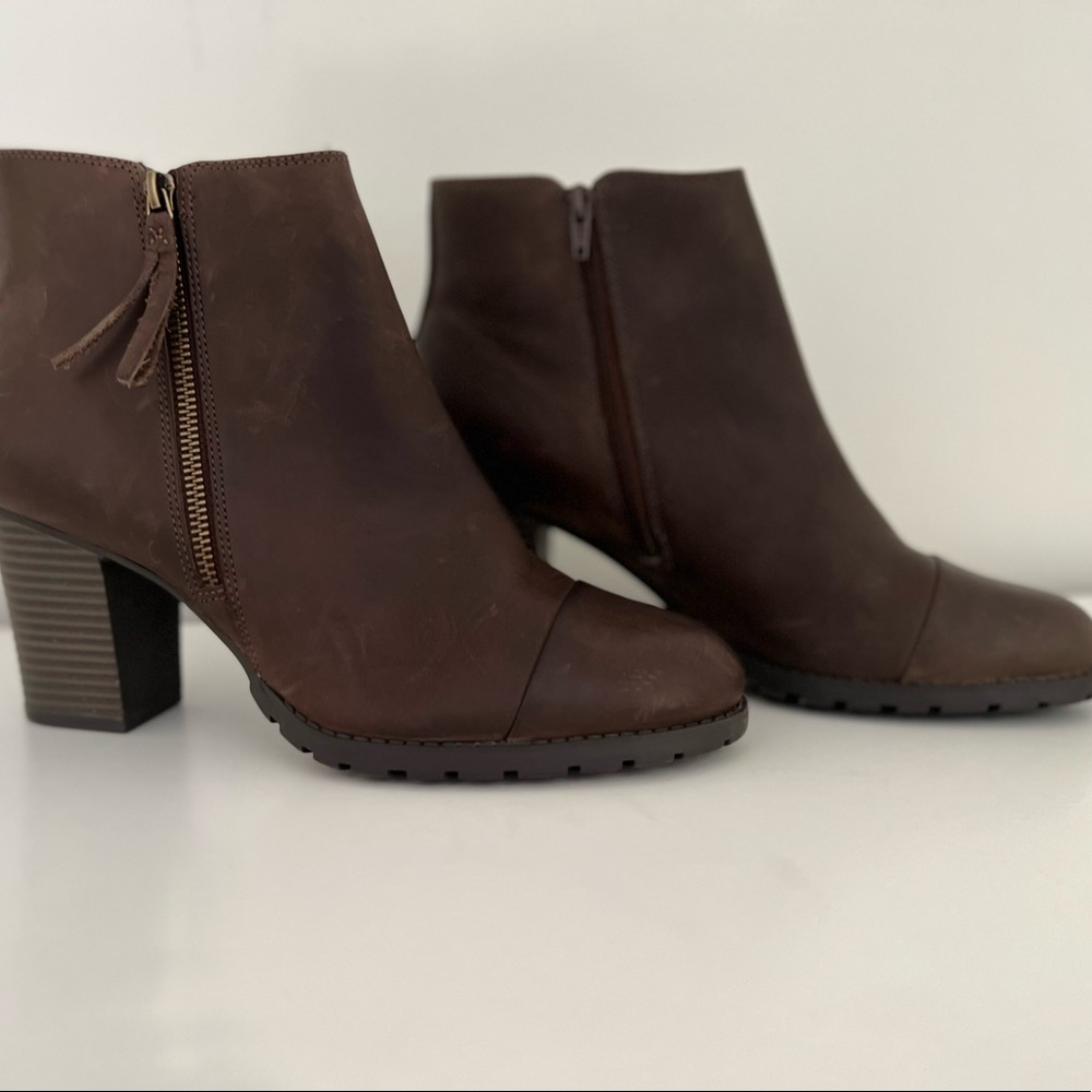 Clarks Verona Trish Taupe Leather Womens